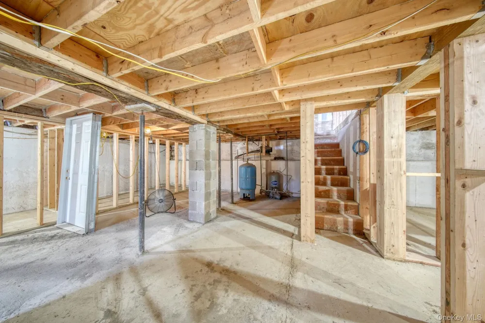 2823 State Route 52 Pine Bush, NY 12566