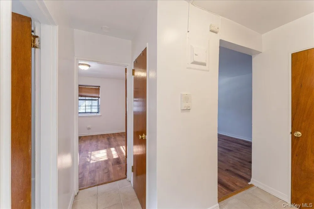 7811 Main Street #1G Flushing, NY 11367