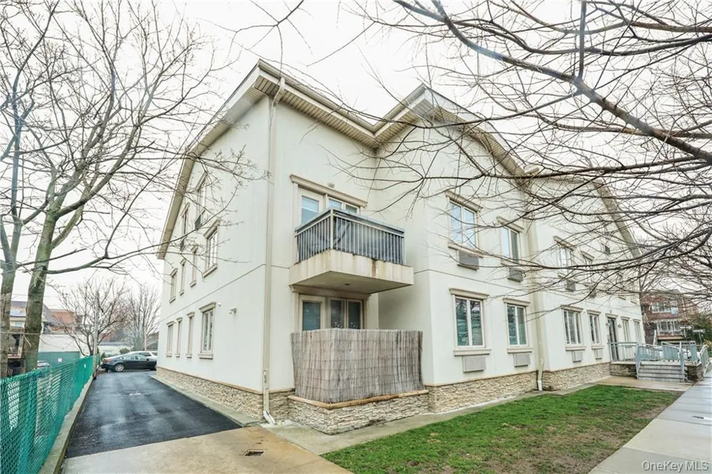 2517 Voorhies Avenue #1C Brooklyn, NY 11235
