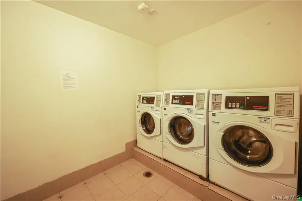 2517 Voorhies Avenue #1C Brooklyn, NY 11235