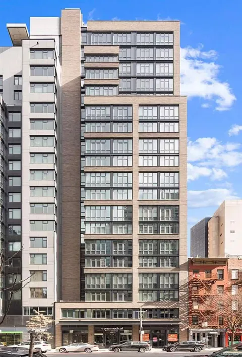 591 3rd Avenue #17A
