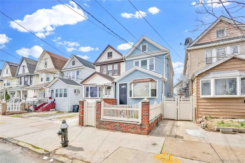 9558 113th Street Richmond Hill S., NY 11419
