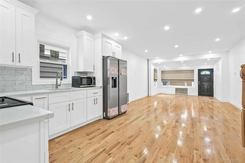 9558 113th Street Richmond Hill S., NY 11419