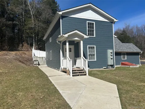 135 Gale Road #upstairs