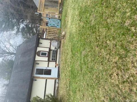 3 Lakeview Drive W