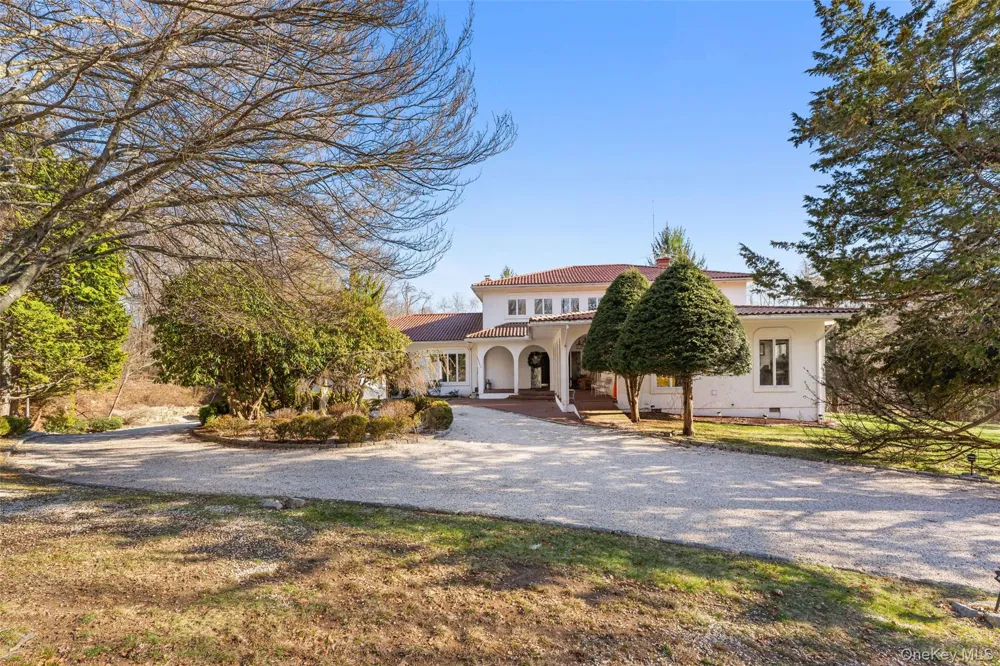 105 Cross Pond Road Pound Ridge, NY 10576