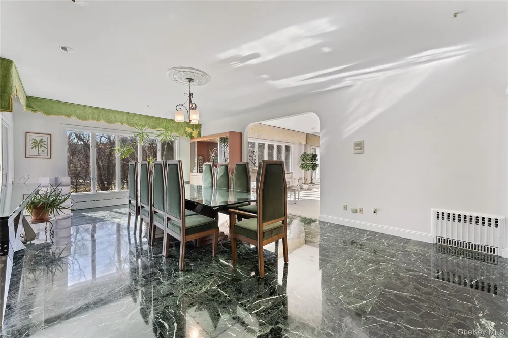 105 Cross Pond Road Pound Ridge, NY 10576