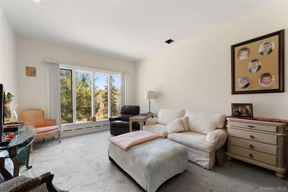 105 Cross Pond Road Pound Ridge, NY 10576