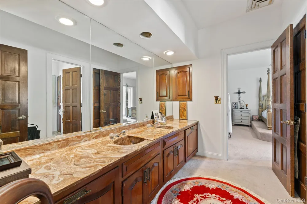 105 Cross Pond Road Pound Ridge, NY 10576