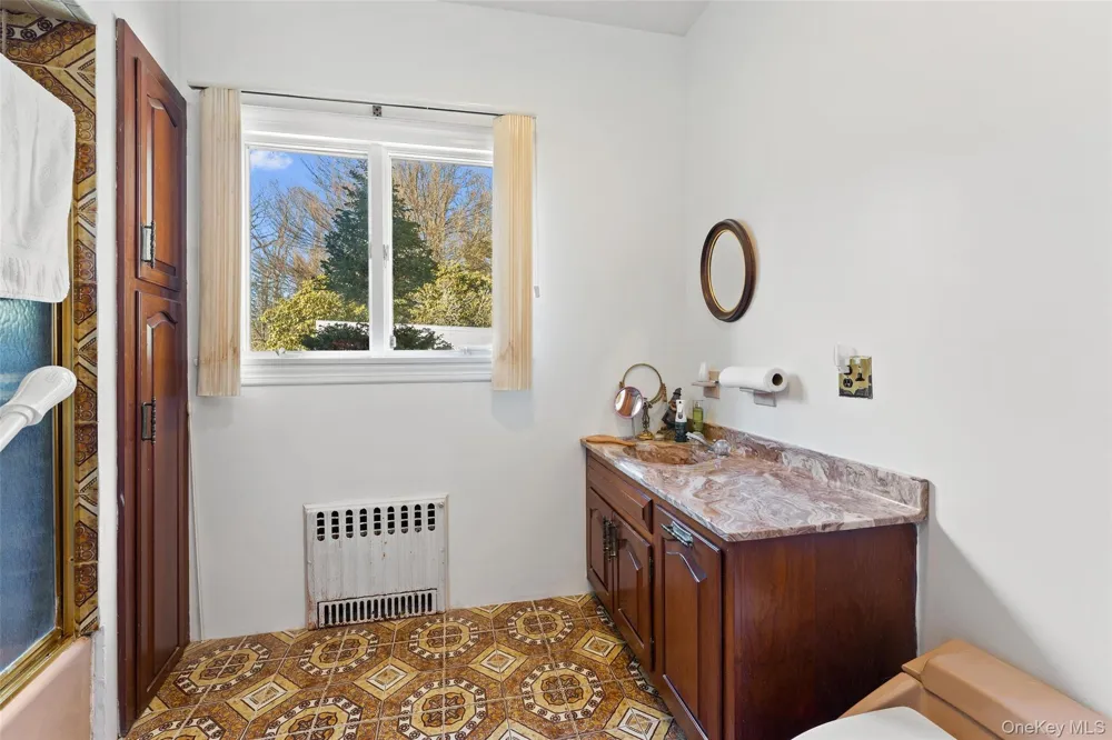 105 Cross Pond Road Pound Ridge, NY 10576