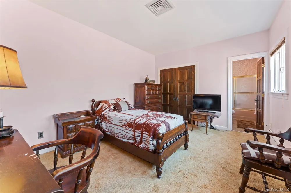 105 Cross Pond Road Pound Ridge, NY 10576