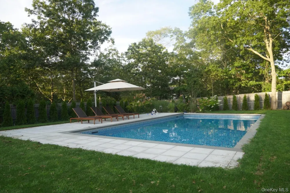 48 Columbine Avenue Hampton Bays, NY 11946