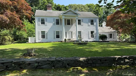 2 Three Pond Road