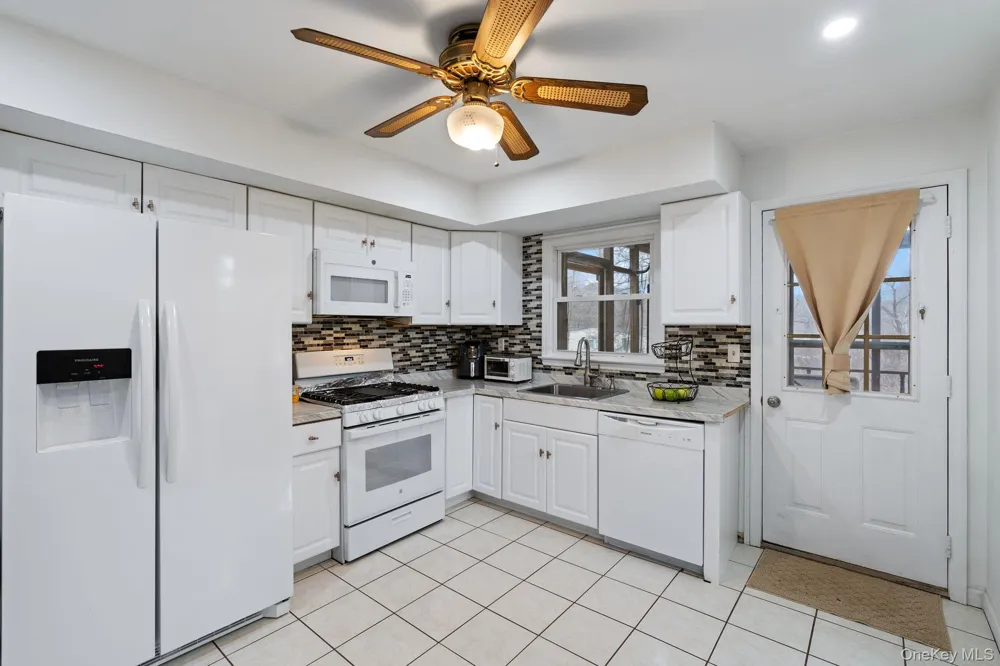 41 Rutledge Avenue Highland Mills, NY 10930