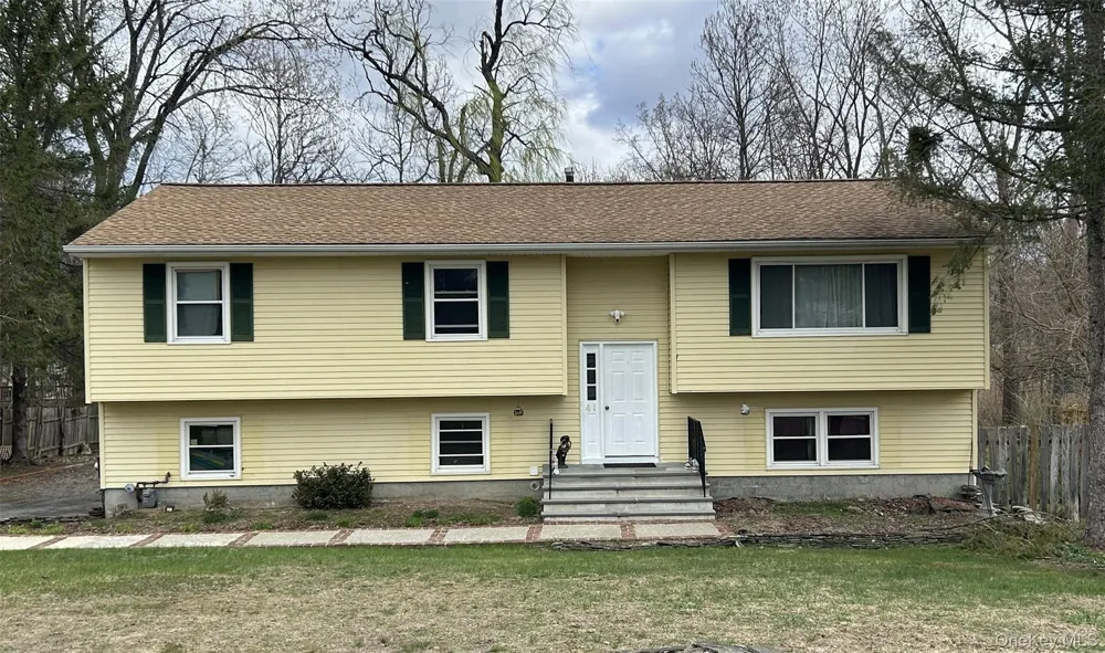 41 Rutledge Avenue Highland Mills, NY 10930