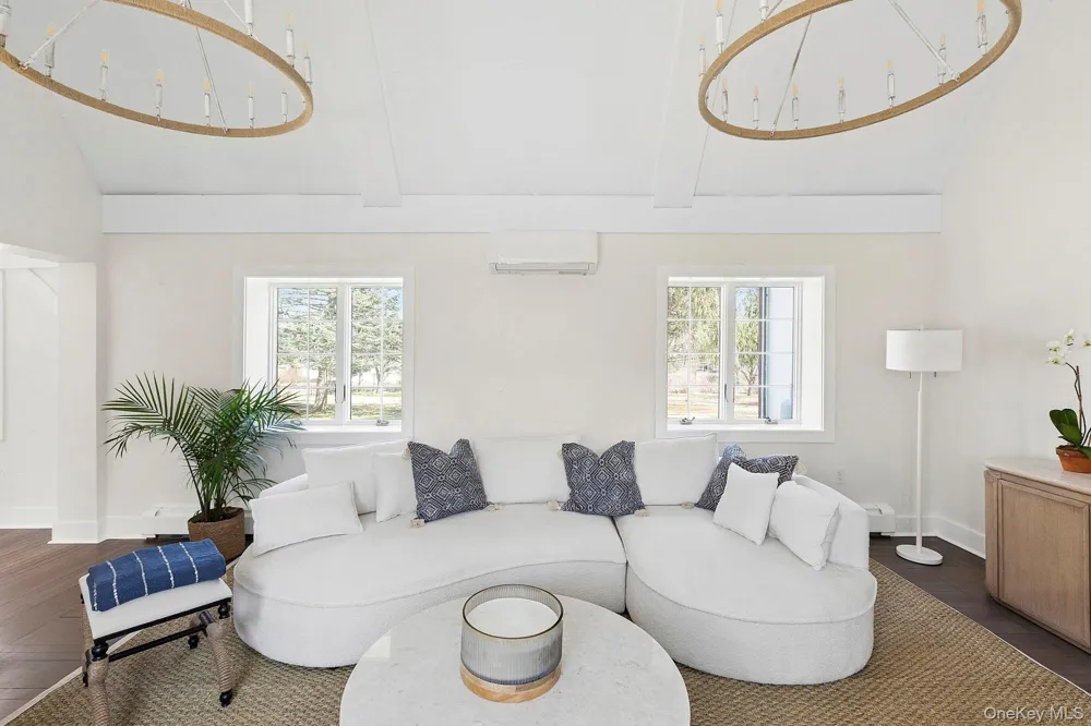 205 Fairview Avenue Montauk, NY 11954