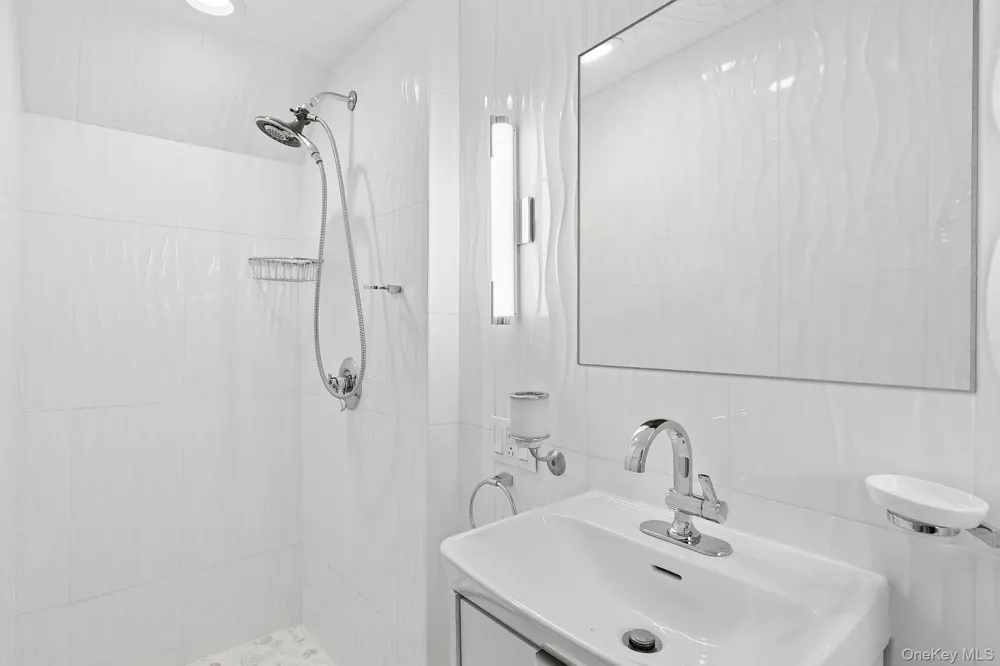 205 Fairview Avenue Montauk, NY 11954