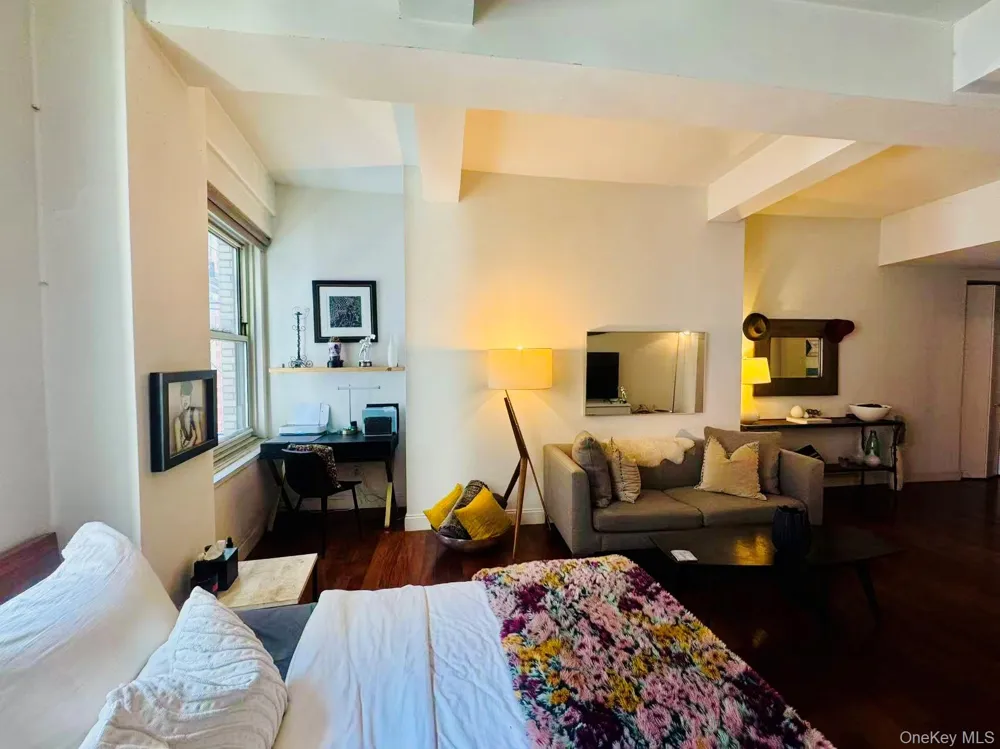 88 Greenwich Street #1305 New York (Manhattan), NY 10006