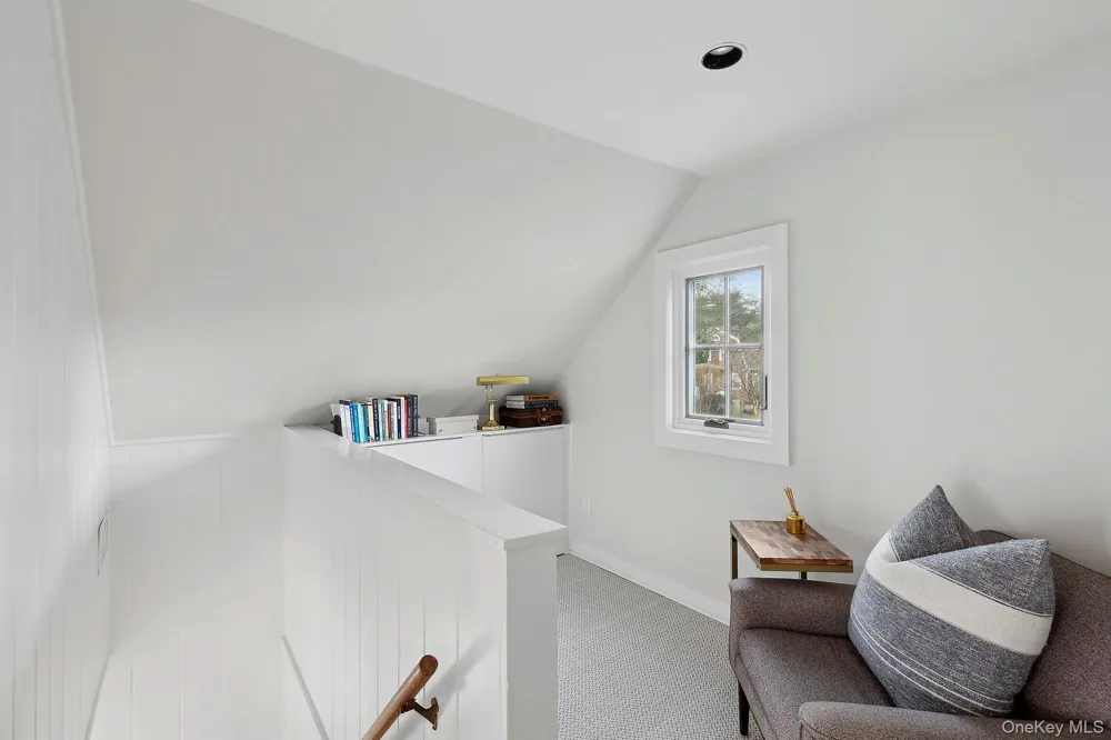 393 Hill Street Southampton, NY 11968