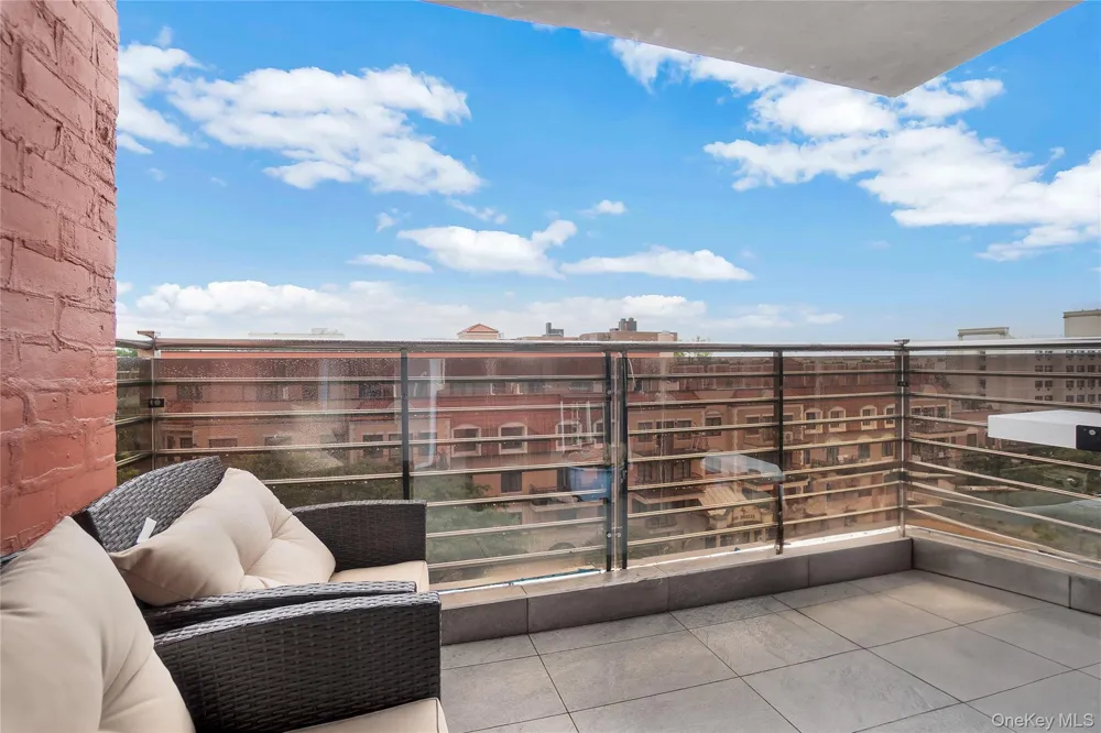 2800 Coyle Street #622 Brooklyn, NY 11235