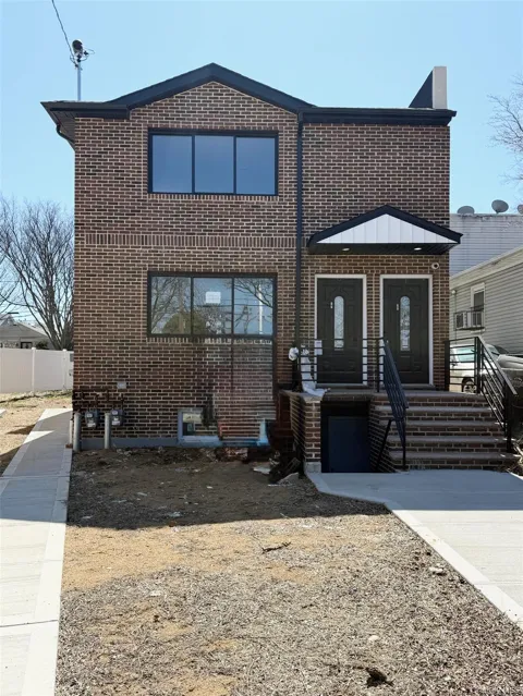13918 Lakewood Avenue #2F