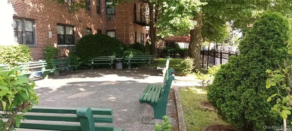 131-11 Kew Gardens #6N Richmond Hill, NY 11418