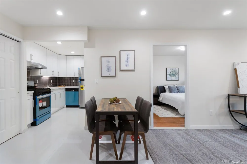 91-23 Corona Avenue #6C Elmhurst, NY 11373
