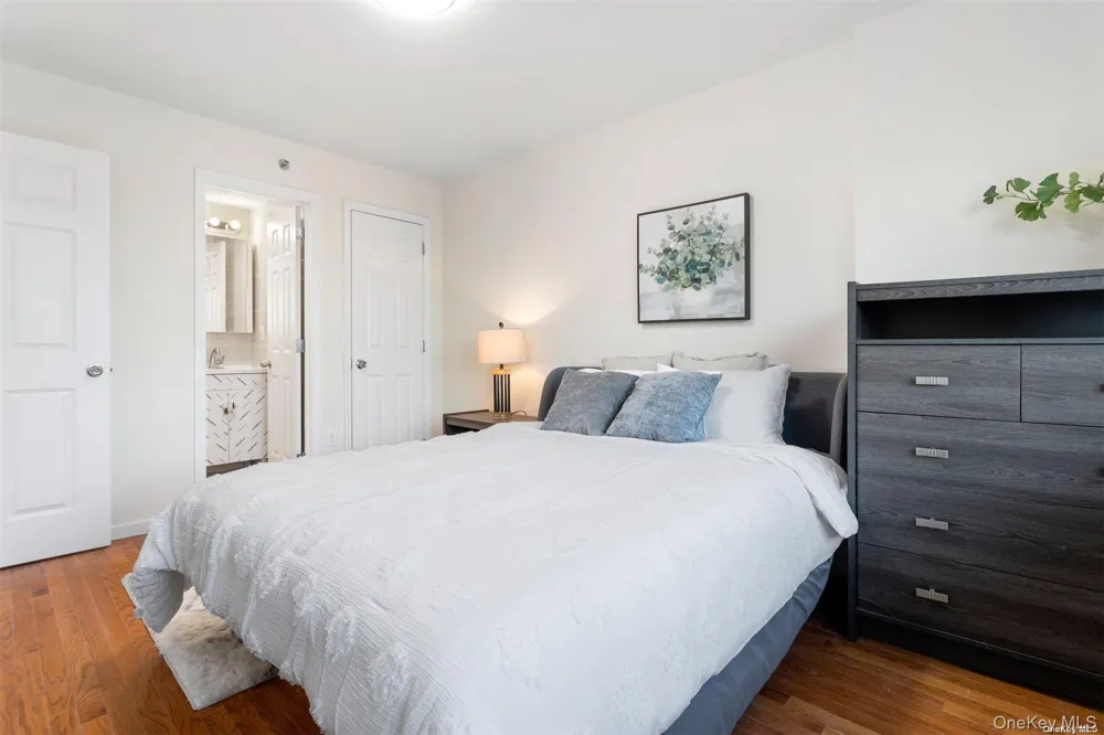 91-23 Corona Avenue #6C Elmhurst, NY 11373