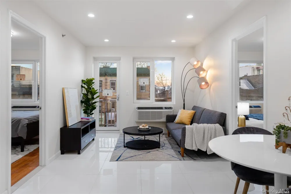 91-23 Corona Avenue #6C Elmhurst, NY 11373