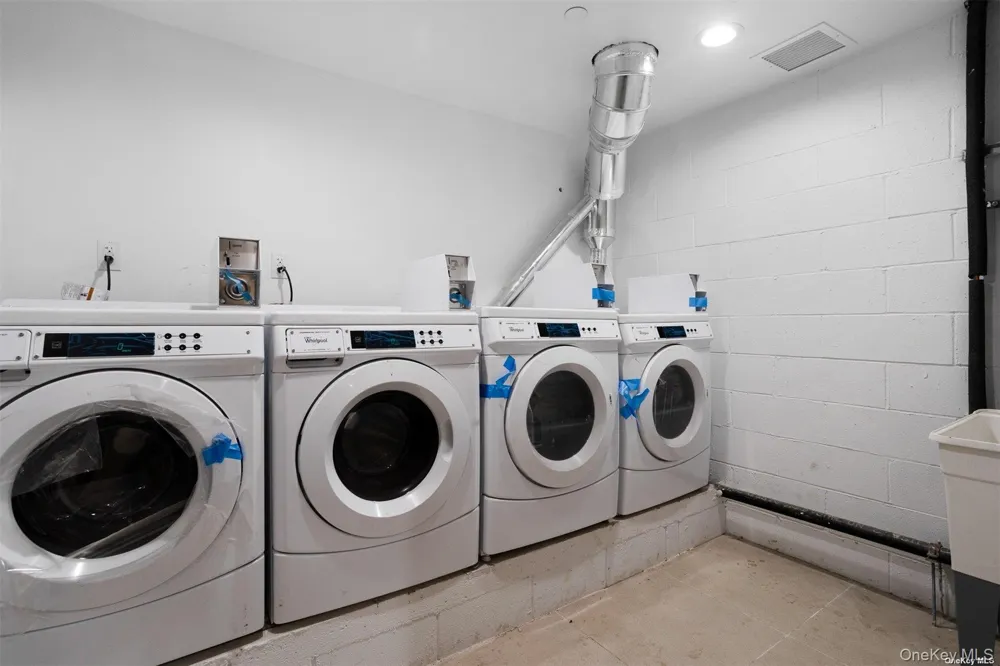 91-23 Corona Avenue #6C Elmhurst, NY 11373