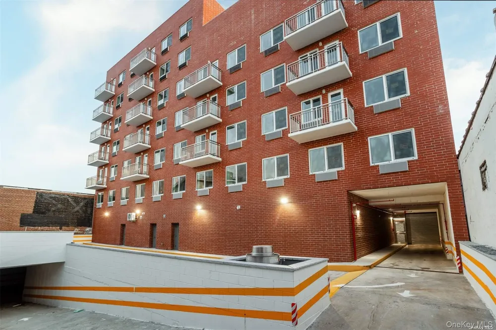 91-23 Corona Avenue #4F Elmhurst, NY 11373