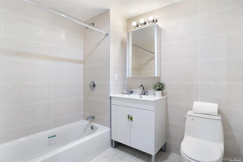 91-23 Corona Avenue #2E Elmhurst, NY 11373