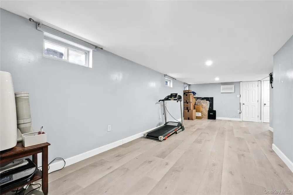13314 Hawtree Creek Road South Ozone Park, NY 11420