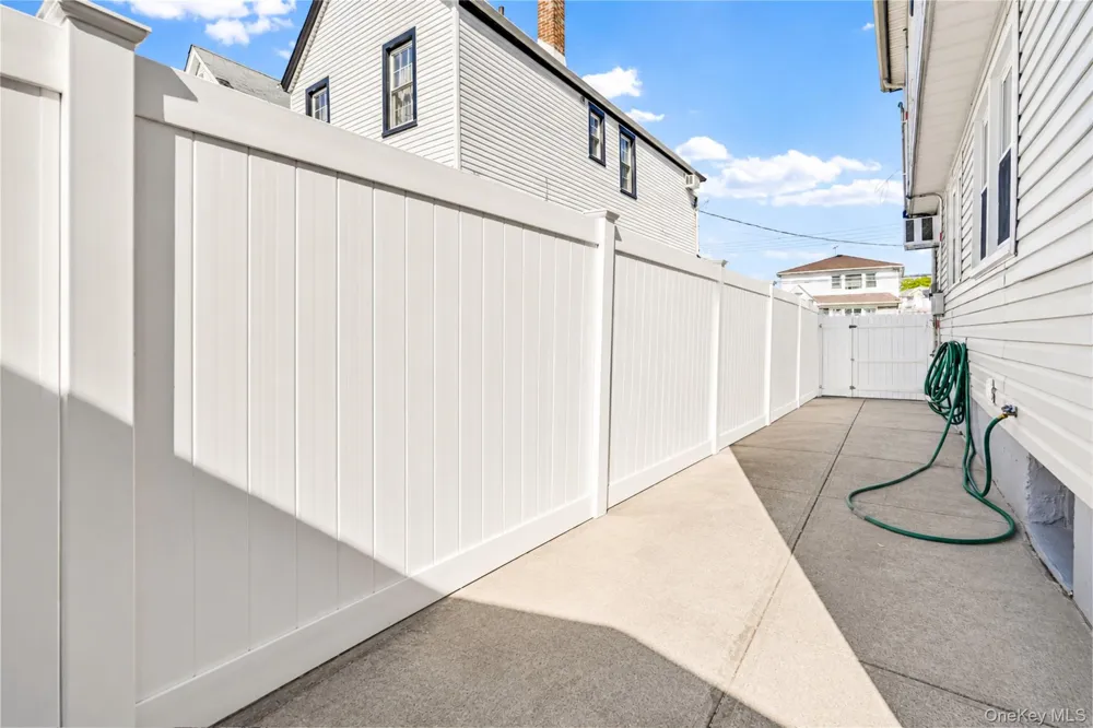 13314 Hawtree Creek Road South Ozone Park, NY 11420