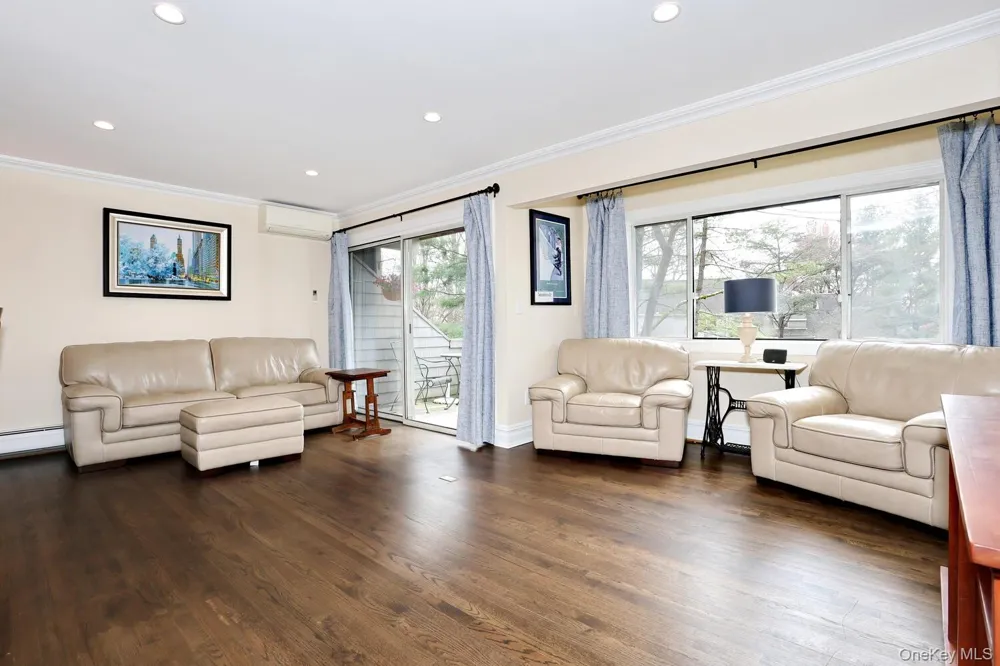 68 Hickory Hill Lane Tappan, NY 10983