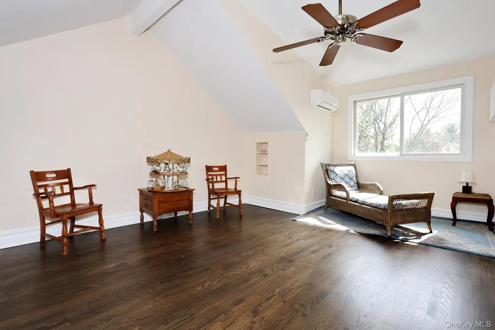 68 Hickory Hill Lane Tappan, NY 10983