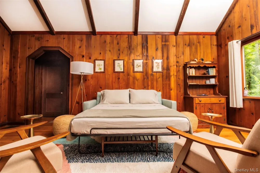 11 Locust Drive Cold Spring, NY 10516