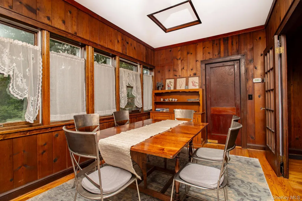 11 Locust Drive Cold Spring, NY 10516