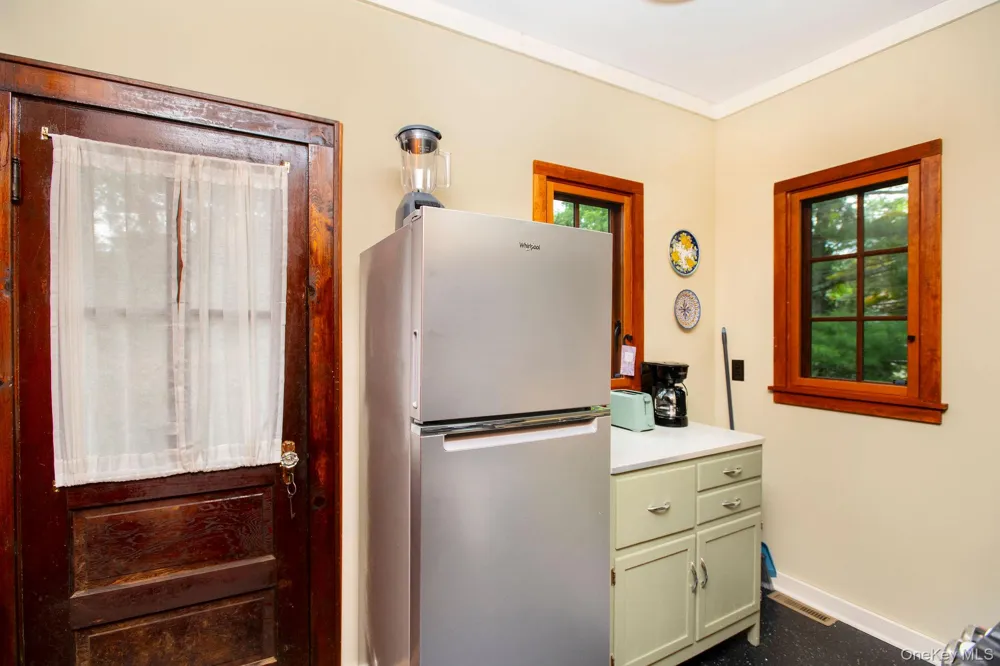11 Locust Drive Cold Spring, NY 10516