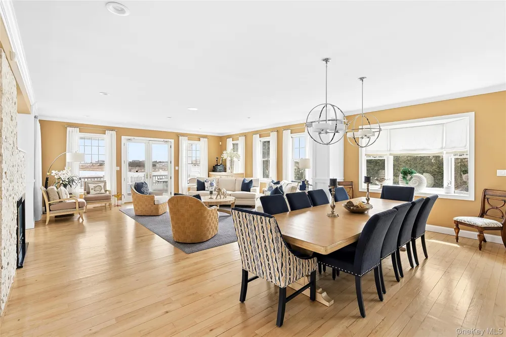 176 Beach Lane Westhampton Beach, NY 11978