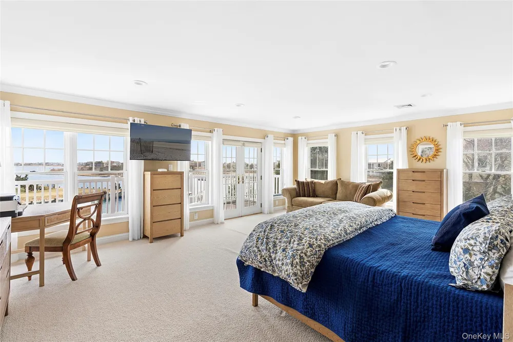 176 Beach Lane Westhampton Beach, NY 11978