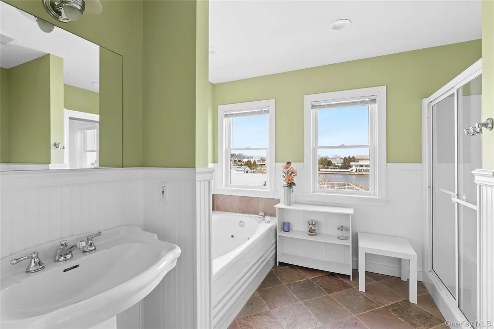 176 Beach Lane Westhampton Beach, NY 11978