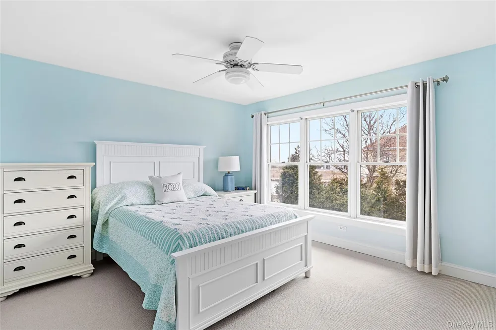 176 Beach Lane Westhampton Beach, NY 11978