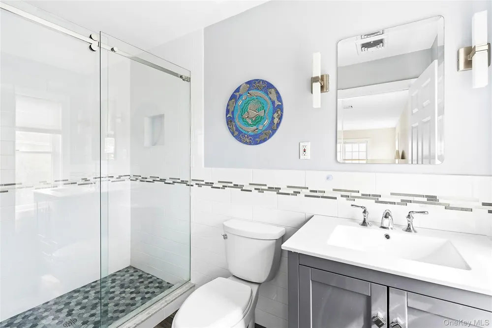 176 Beach Lane Westhampton Beach, NY 11978