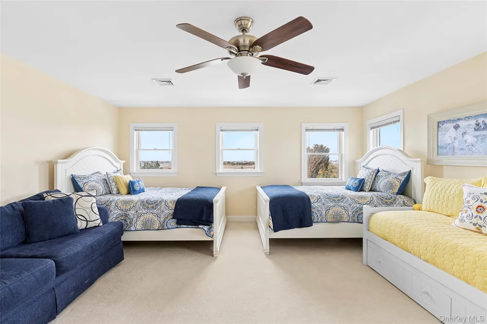 176 Beach Lane Westhampton Beach, NY 11978