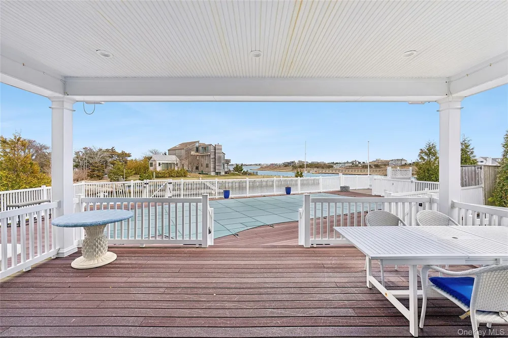 176 Beach Lane Westhampton Beach, NY 11978