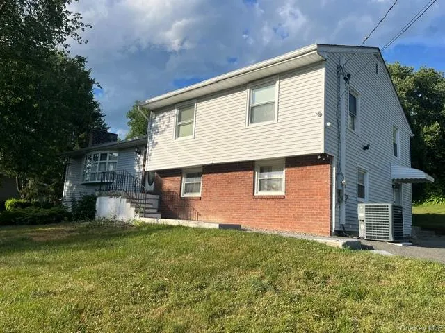 5 Verplanck Avenue Hopewell Junction, NY 12533