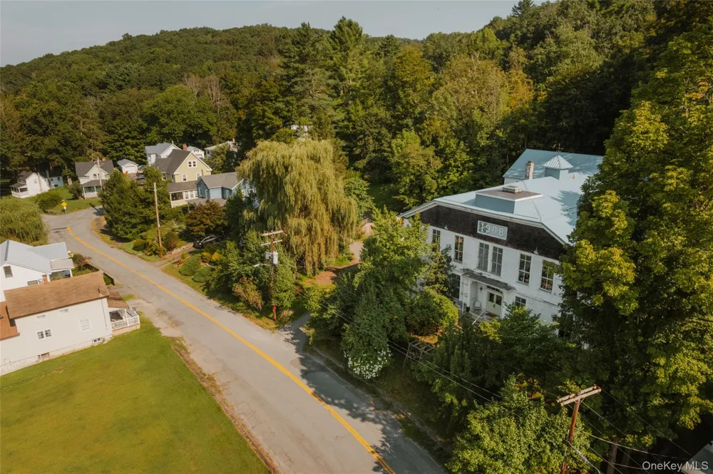 48 Upper Main Street Callicoon, NY 12723