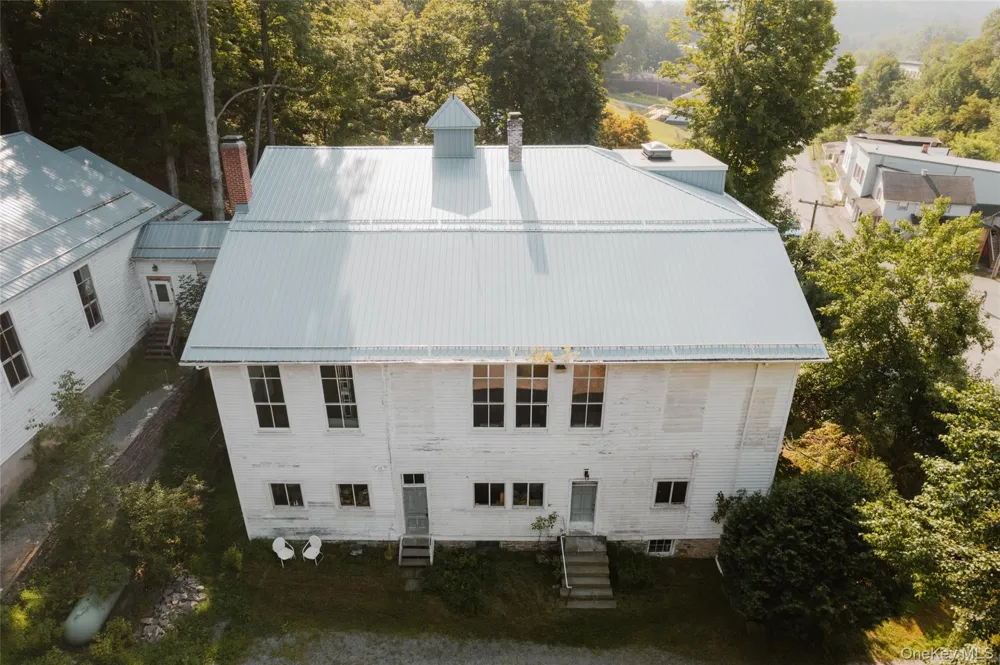 48 Upper Main Street Callicoon, NY 12723