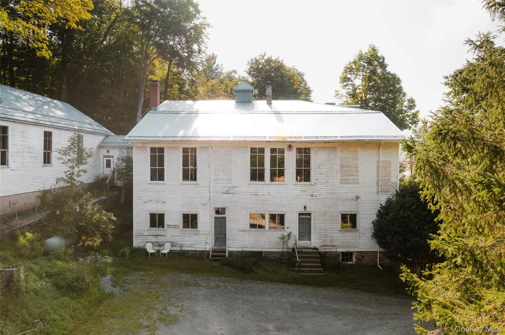 48 Upper Main Street Callicoon, NY 12723
